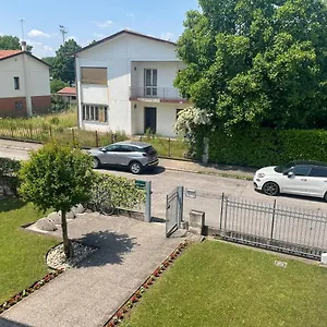  Apartment White Smile